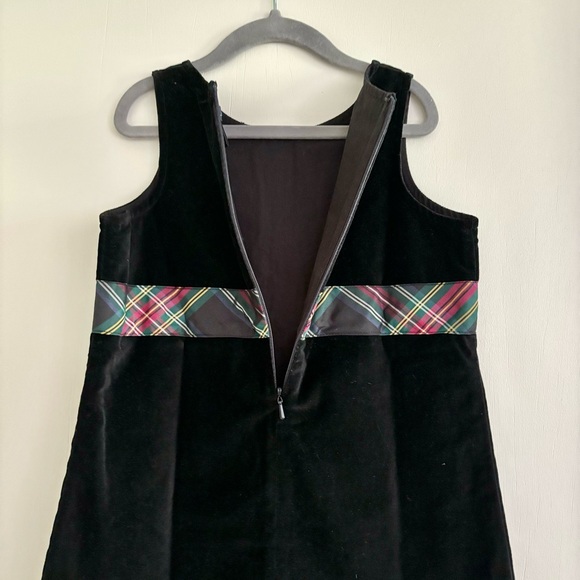 Lands End - Girls holiday party dress - size 6X, never worn. - Picture 6 of 10